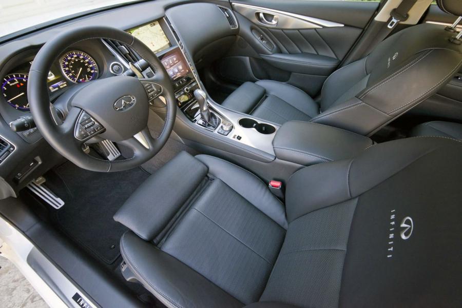  Infiniti Q50 S 2014 года  (фото 13 из 33)